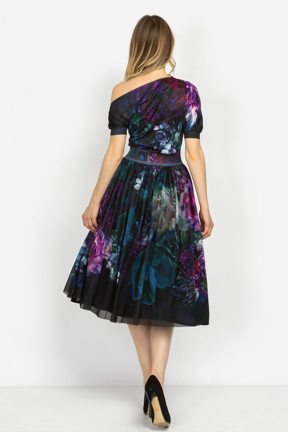 MESH SKIRT WITH ELASTIC WAIST AND VISCOSE LINING - PEONIES JIORO ПОЛА ОТ МРЕЖА С ЕЛАСТИЧЕН КОЛАН И ВИСКОЗНА ПОДПЛАТА - PEONIES JIORO