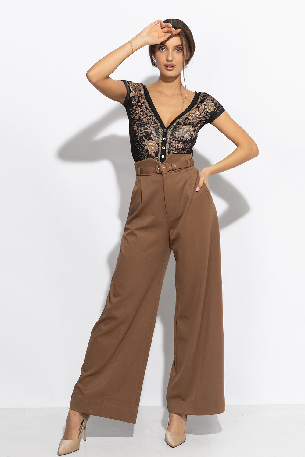 БЛУЗА С V-ДЕКОЛТЕ - GOLDEN ROSES