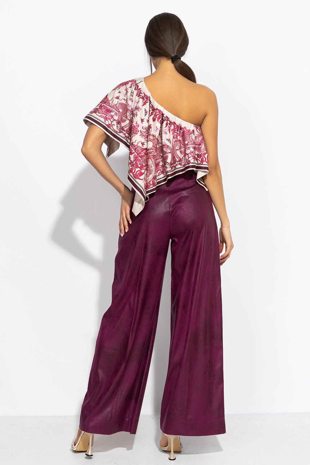 ELEGANT TOP WITH BARE SHOULDER - ASIA BORDEAUX
