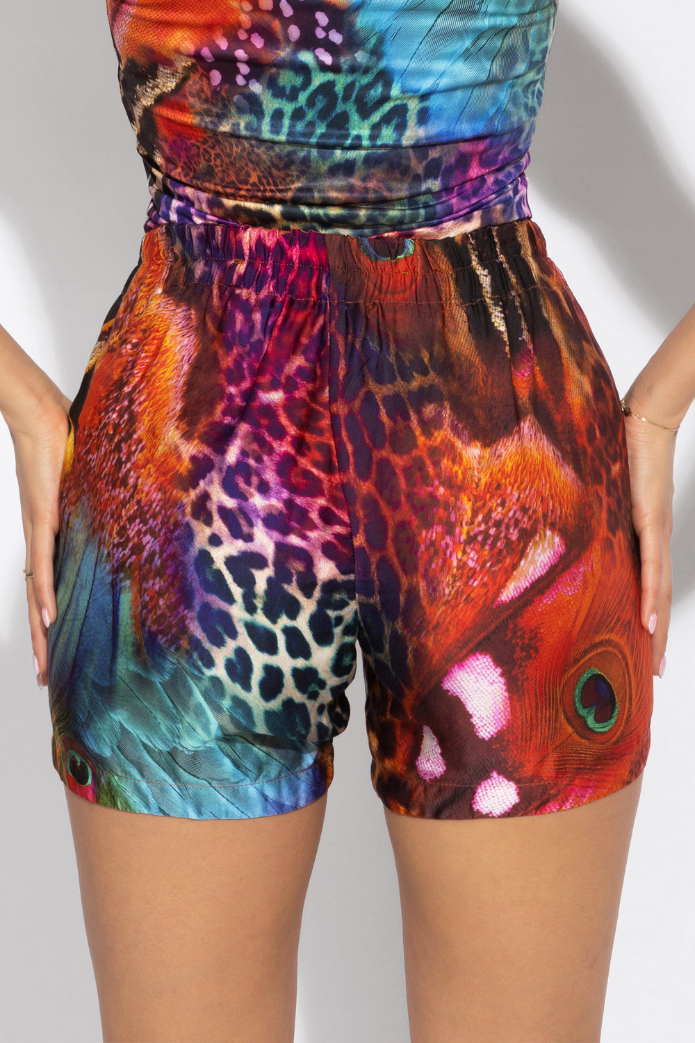 дамски шорти ЛЪСКАВА ВИСКОЗА - Leo neon