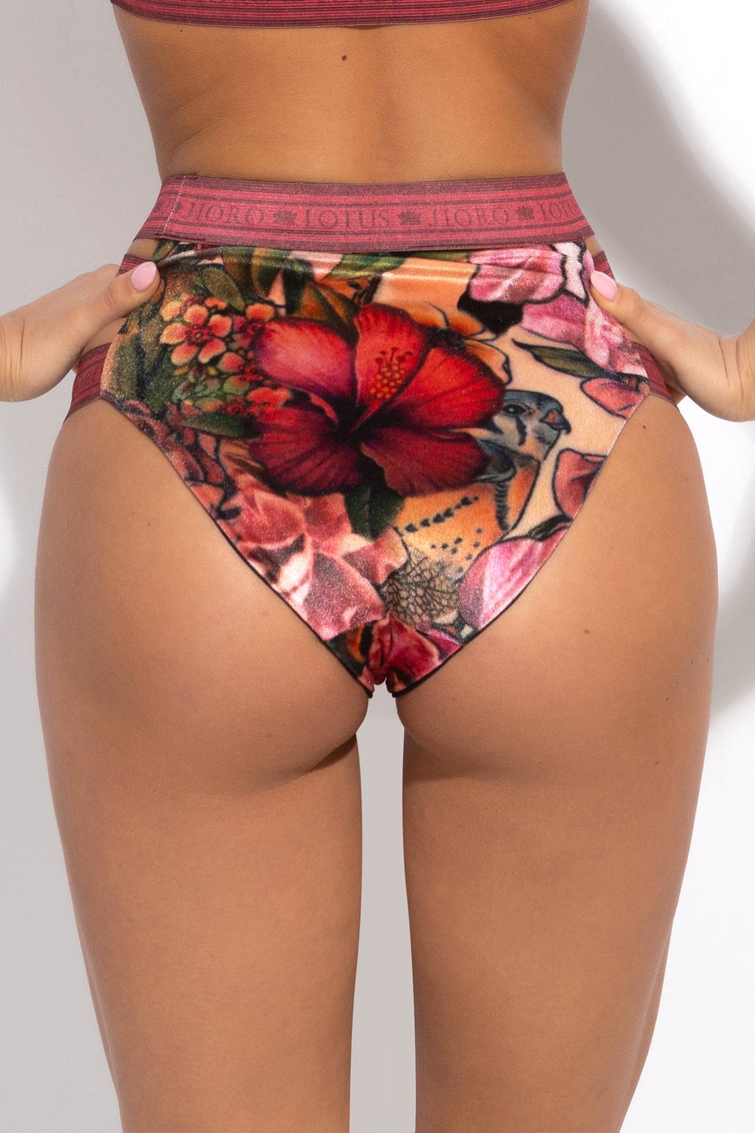 ДОЛНИЩЕ С ВИСОКА ТАЛИЯ ОТ КАДИФЕ - TATTOO STAR