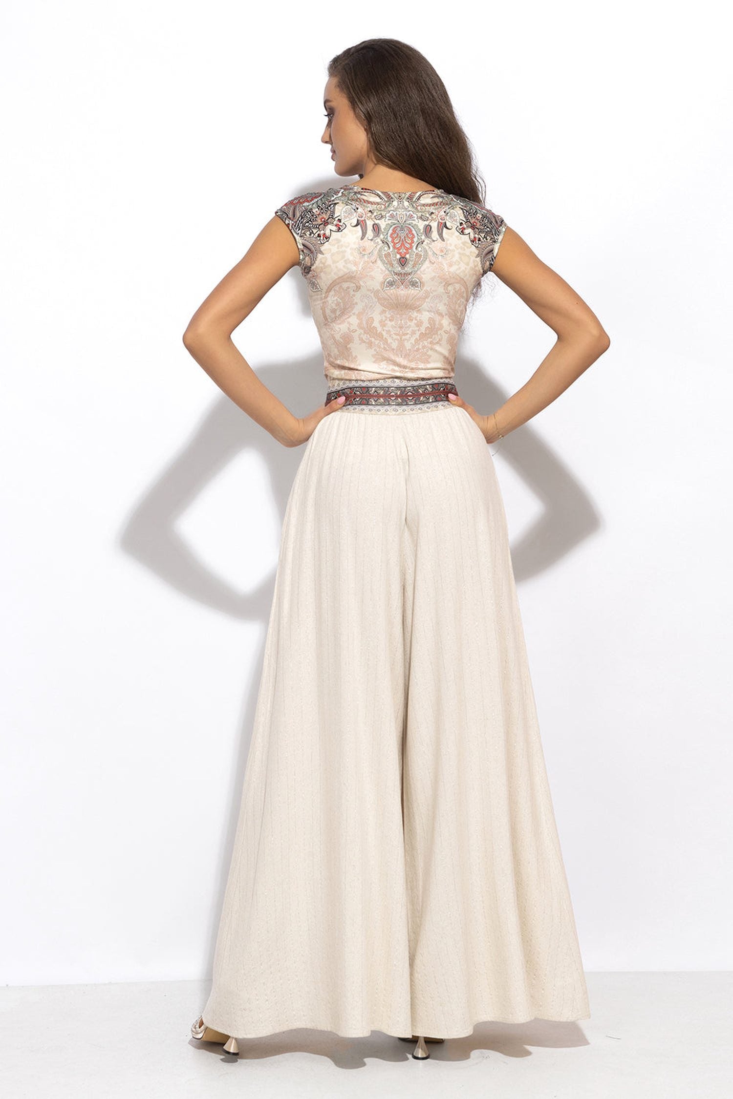 HIGH-WAISTED VISCOSE-LINEN PANTS WITH SLITS IN ECRU STRIPED - ESSENTIALS JIORO ПАНТАЛОН С ВИСОКА ТАЛИЯ ОТ ВИСКОЗА И ЛЕН СЪС СТРАНИЧНИ ЦЕПКИ В ЕКРЮ РАЙЕ - ESSENTIALS JIORO