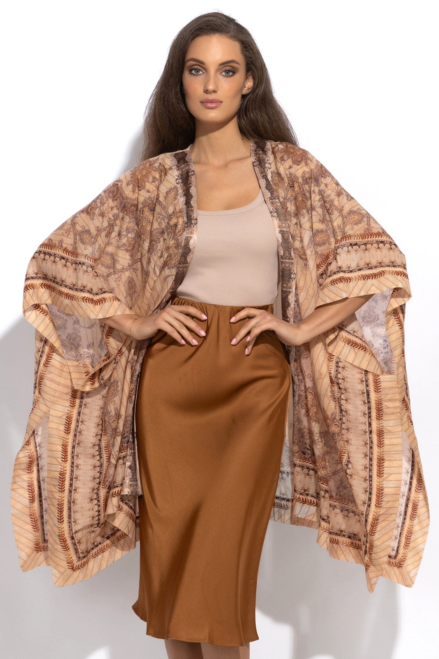 BIAS-CUT SATIN SKIRT WITH ELASTIC WAISTBAND IN BROWN - ESSENTIALS JIORO ПОЛА ОТ АЦЕТАТНА КОПРИНА В КАФЯВО - ESSENTIALS JIORO