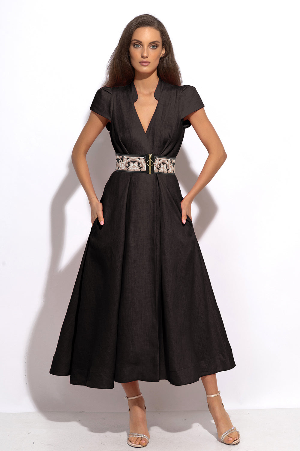 ДЪЛГА РАЗКРОЕНА РОКЛЯ ОТ ЛЕН В ЧЕРНО - ESSENTIALS