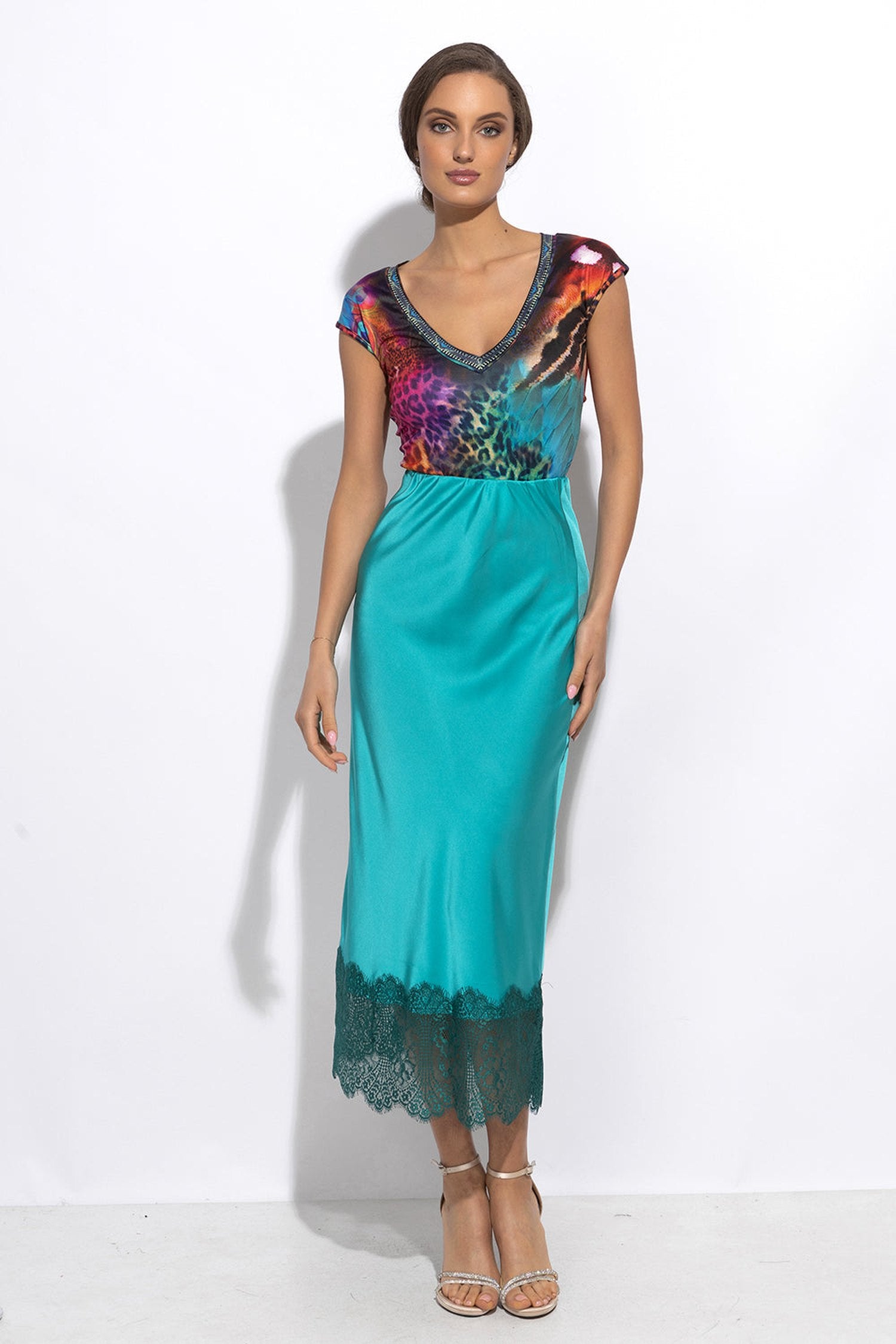 BASIC BLOUSE WITH V-NECKLINE - LEO NEON WILD