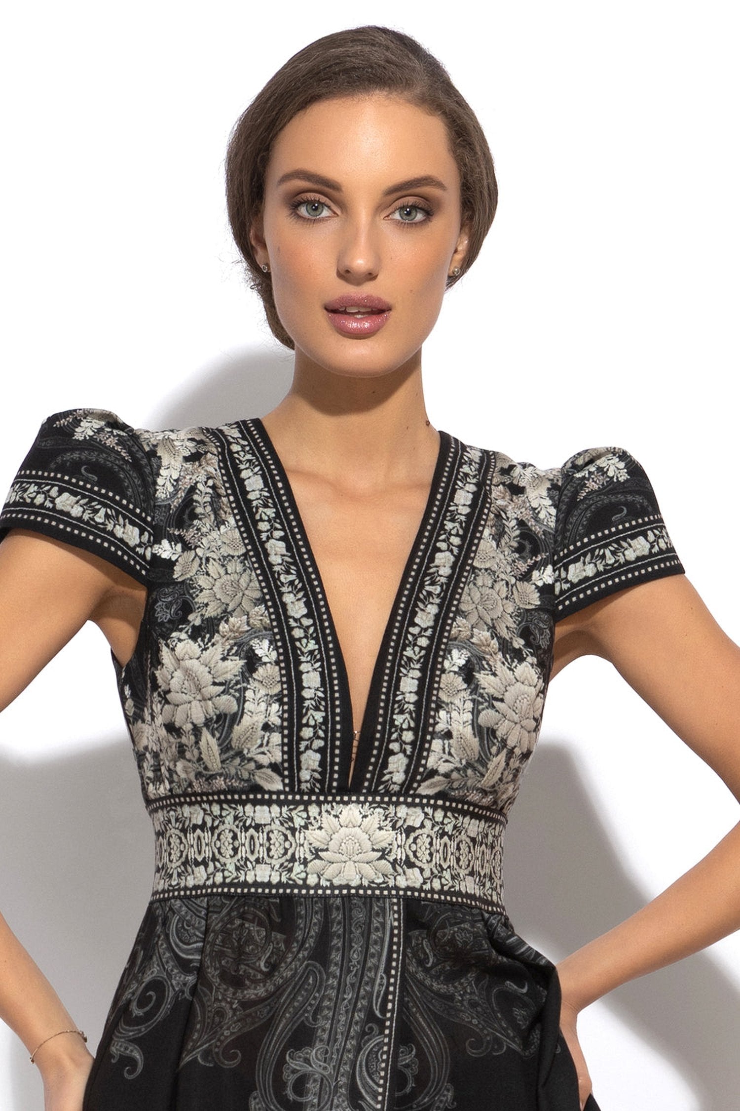 EMPIRE WAIST MAXI DRESS WITH LINEN FEEL - FROZEN LOTUS