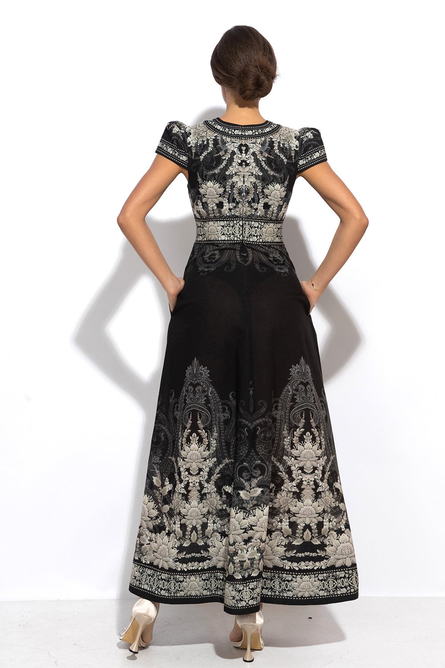 EMPIRE WAIST MAXI DRESS WITH LINEN FEEL - FROZEN LOTUS