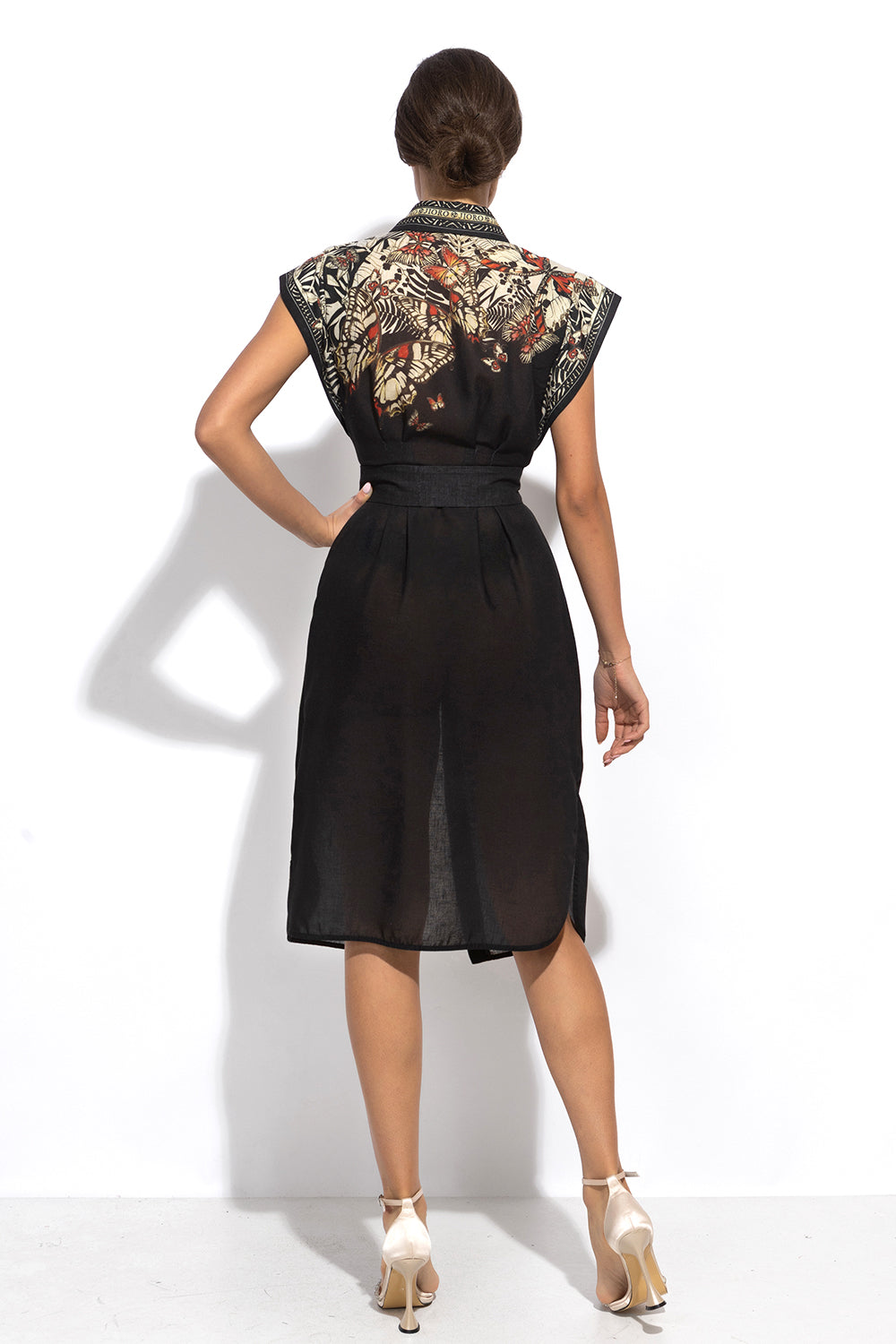 POPLIN SHIRT DRESS WITH OVAL HEM AND DRAPED WAIST - MIDNIGHT BUTTERFLIES JIORO РОКЛЯ ТИП РИЗА ОТ ПОПЛИН С ОВАЛЕН ПОДГЪВ И ДРАПИРАНА ТАЛИЯ - MIDNIGHT BUTTERFLIES JIORO