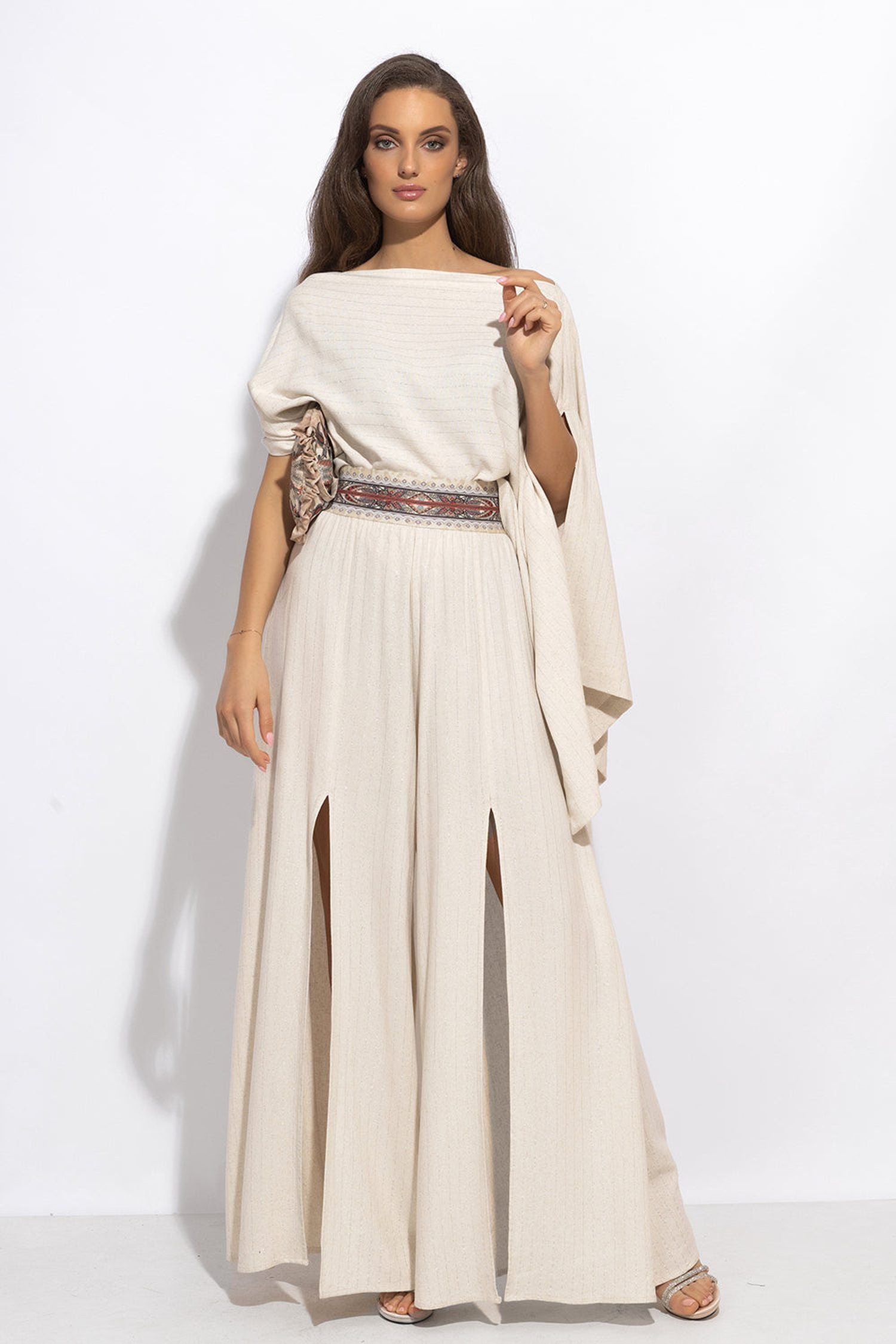 HIGH-WAISTED VISCOSE-LINEN PANTS WITH SLITS IN ECRU STRIPED - ESSENTIALS
