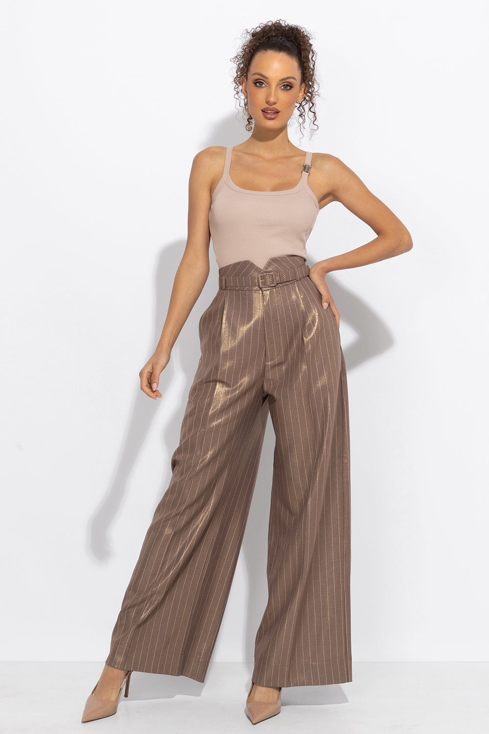 STRIPED PANTS WITH HIGH WAIST AND WIDE LEG IN BEIGE - ESSENTIALS JIORO ПАНТАЛОН РАЙЕ, ВИСОКА ТАЛИЯ И ШИРОК КРАЧОЛ В БЕЖОВО - ESSENTIALS JIORO