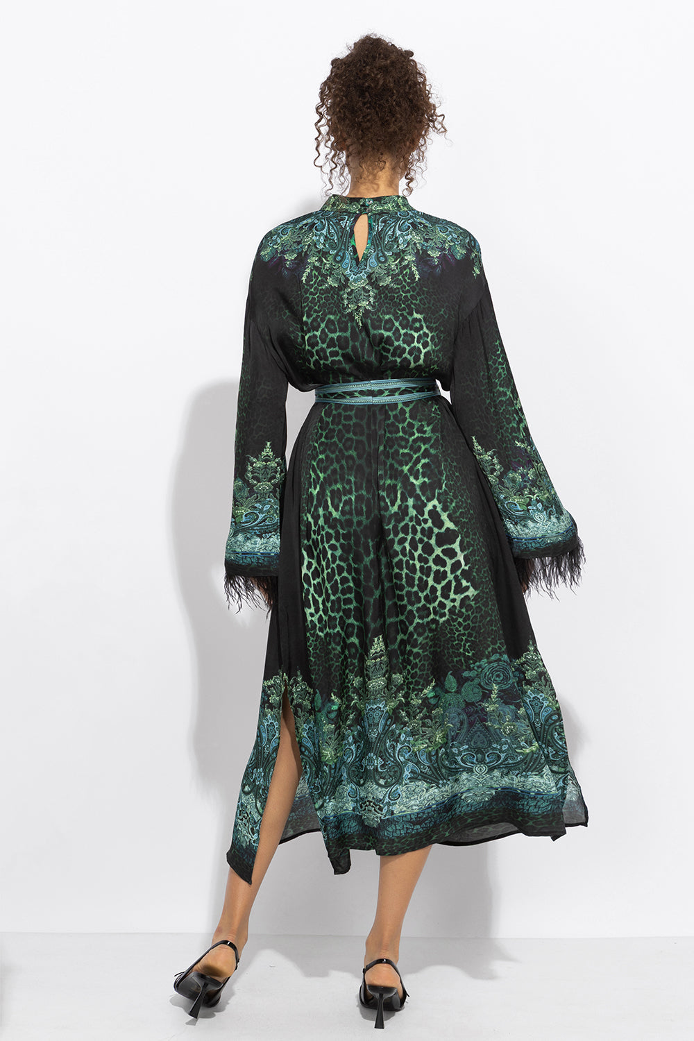 КАФТАН ОТ ВИСКОЗА С ПЕРА - LEO NEON GREEN