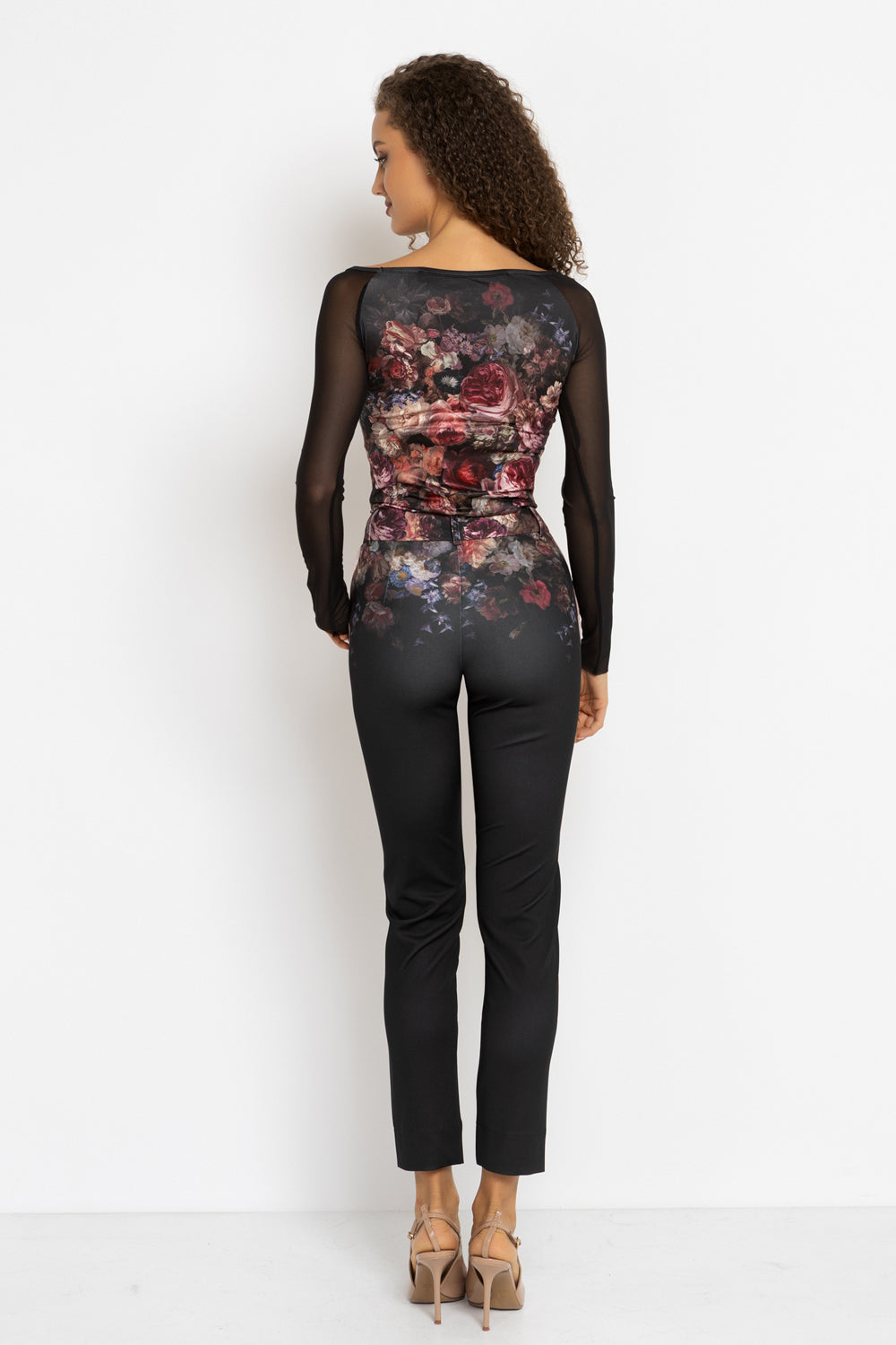 КЛАСИЧЕСКИ ПАНТАЛОН - VINTAGE FLOWERS