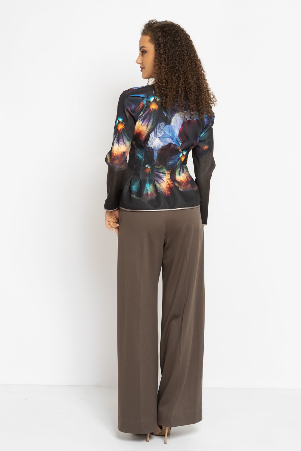 ВТАЛЕН БЛЕЙЗЕР ОТ СКУБА НЕОПРЕН С ЦИП - VIOLET