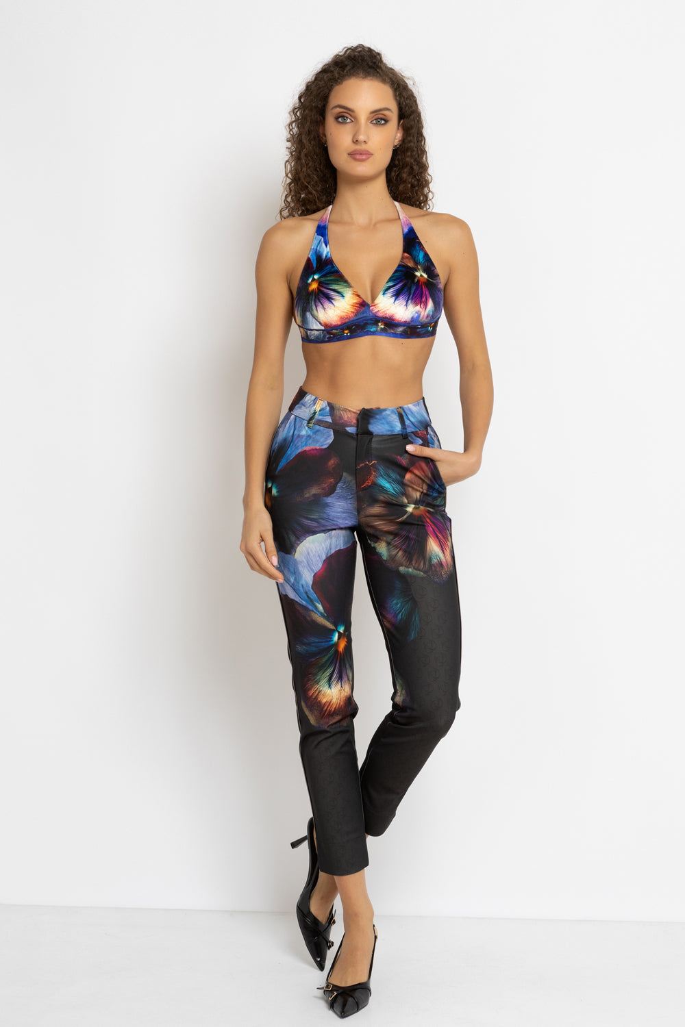 TRIANGLE VELVET TOP - VIOLET JIORO ГОРНИЩЕ НА БАНСКИ ТИП ТРИЪГЪЛНИК ОТ ПЛЮШ - VIOLET JIORO