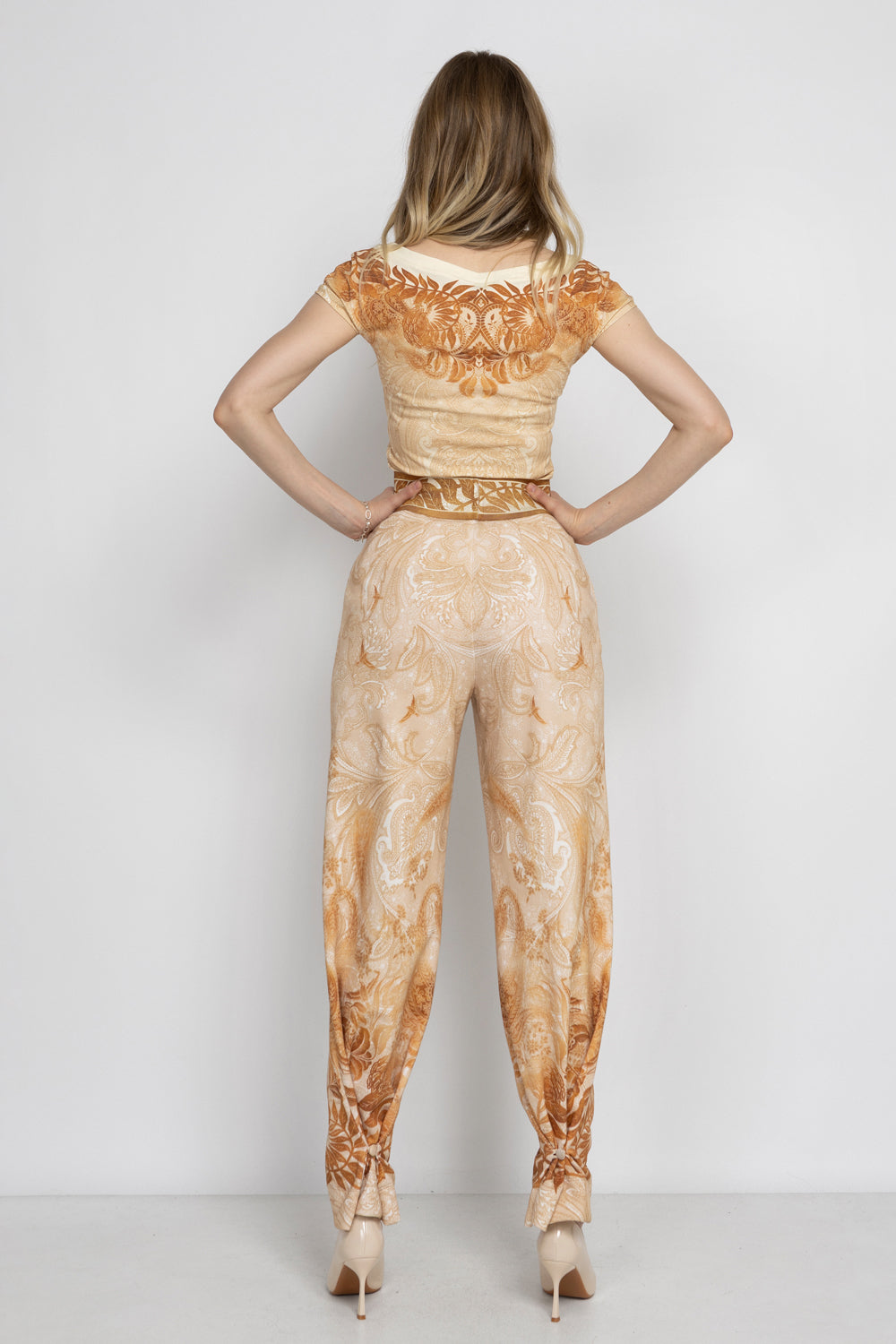 V-NECK TOP WITH BUTTONS - SUNSET JIORO ТОП С V-ОБРАЗНО ДЕКОЛТЕ И КОПЧЕТА - SUNSET JIORO