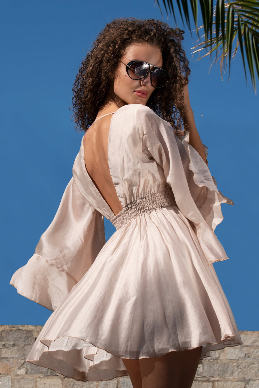 SHORT LYOCELL DRESS WITH WIDE SLEEVES - ESSENTIALS JIORO КЪСА РОКЛЯ ОТ ЛИОЦЕЛ С ШИРОК РЪКАВ - ESSENTIALS JIORO