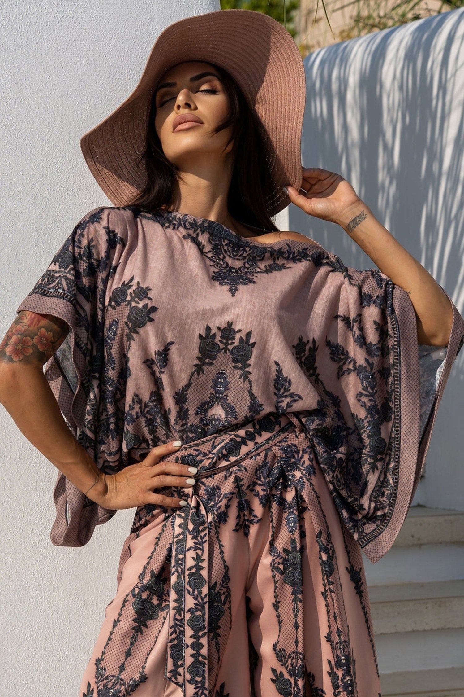 LOOSE BLOUSE – GRAFFITI POWDER JIORO СВОБОДНА БЛУЗА - GRAFFITI POWDER JIORO