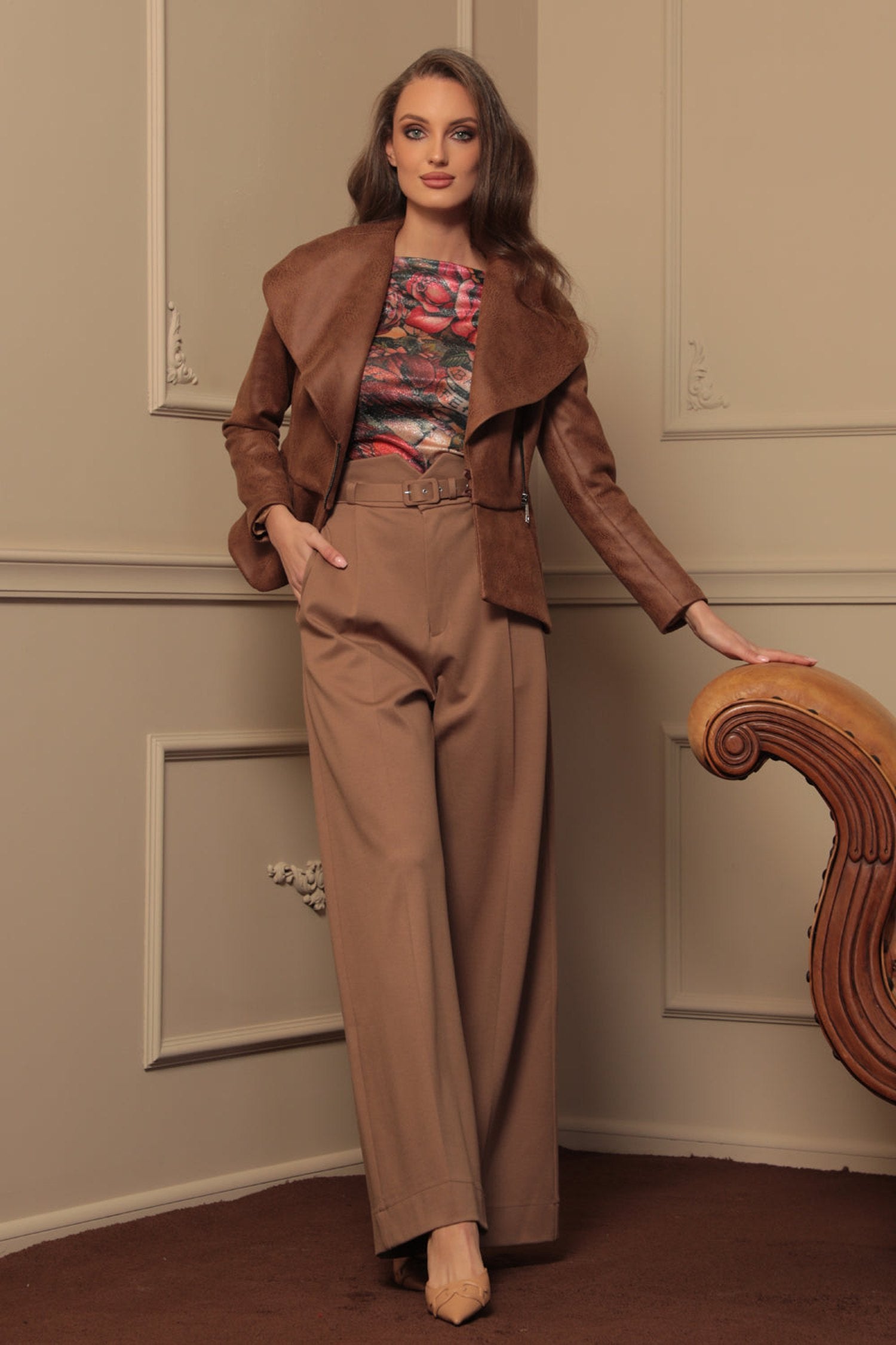 БЛЕЙЗЕР С ШАЛ ЯКА ОТ ВЕЛУР В КАФЯВО - ESSENTIALS