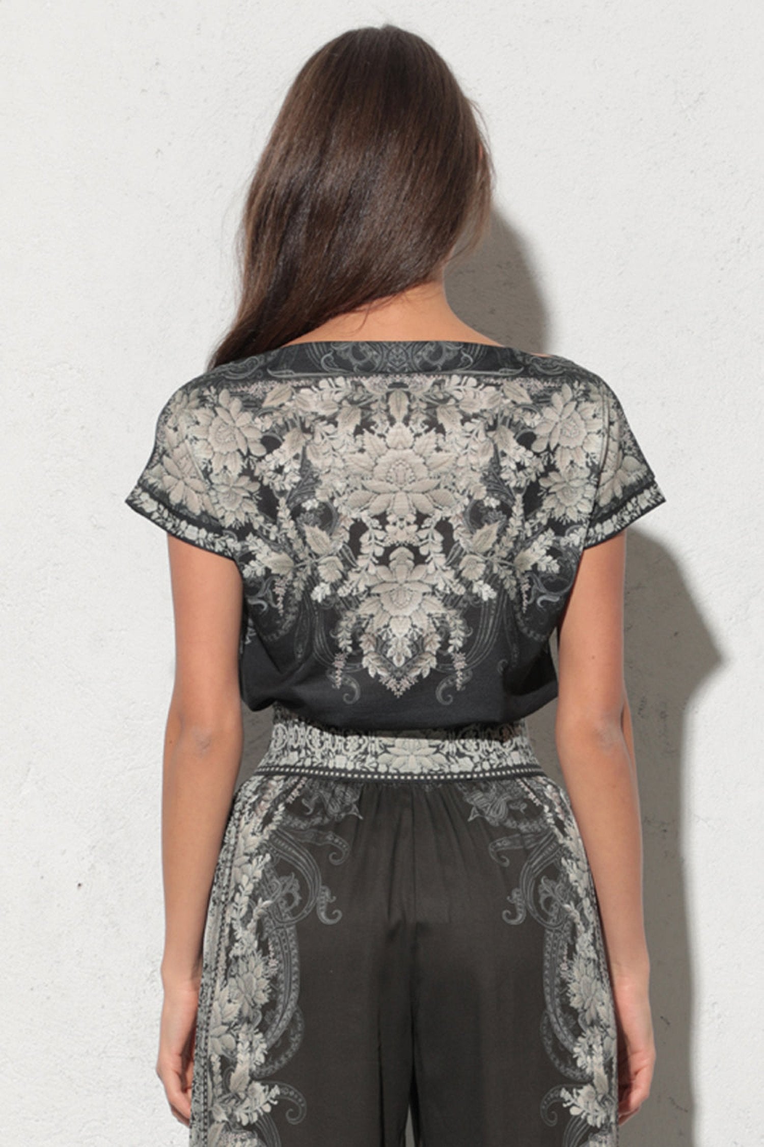 СВОБОДЕН ТИШЪРТ - FROZEN LOTUS