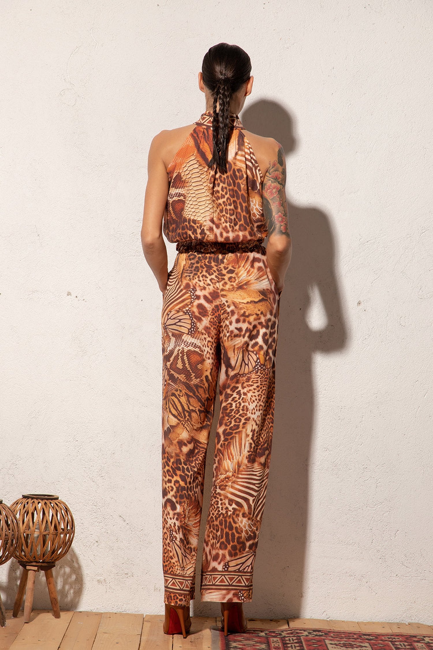 СВОБОДЕН ПАНТАЛОН С ДЖОБОВЕ ОТ ВИСКОЗА ТВИЛ - LEO SAND