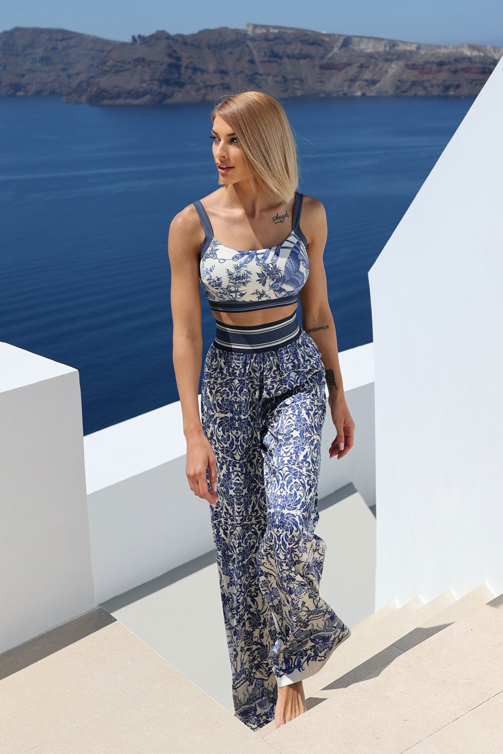 LOOSE PANTS AND VISCOSE SCARF SET - ASIA SKY