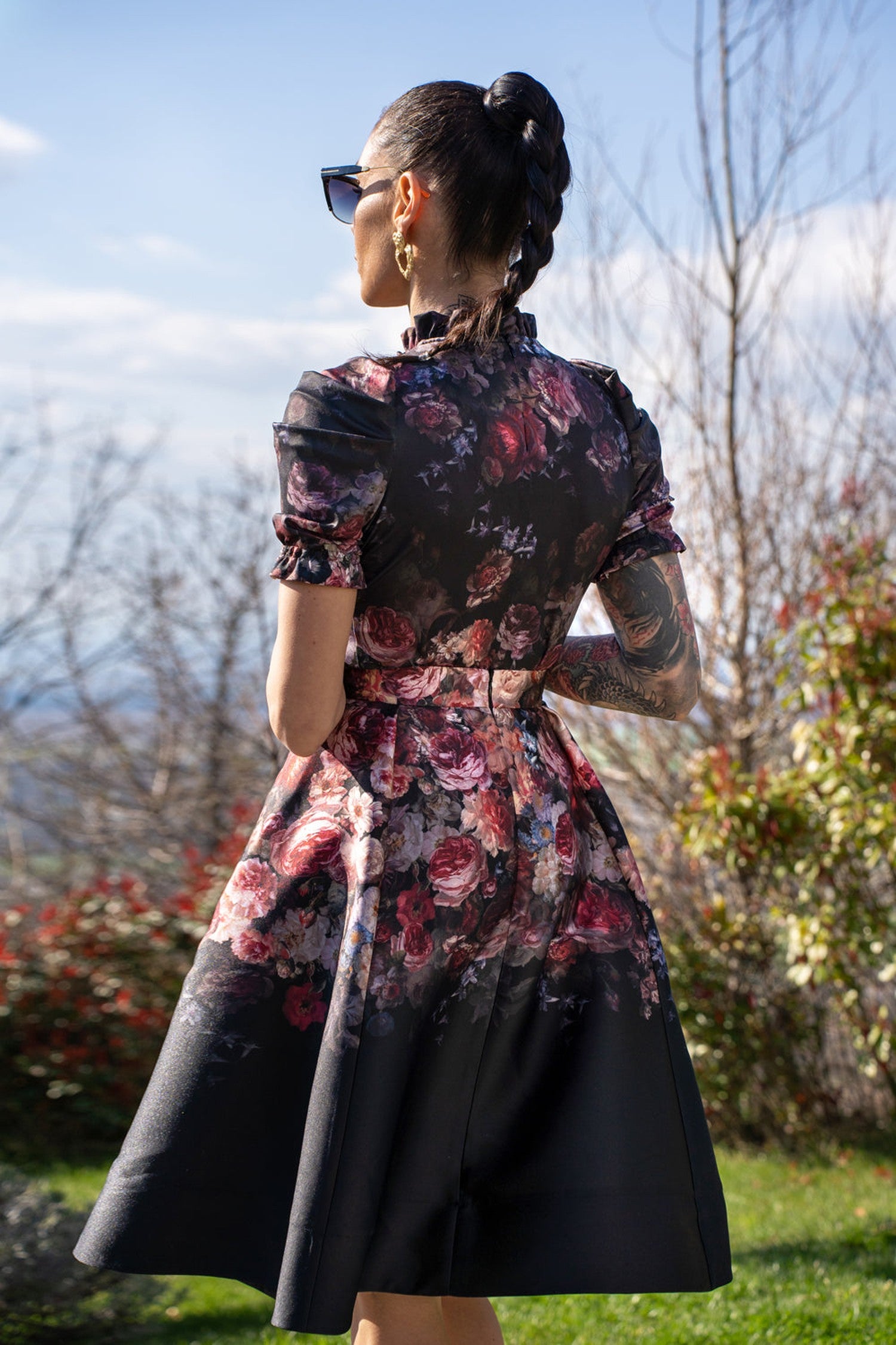 РАЗКРОЕНА ПОЛА - VINTAGE FLOWERS