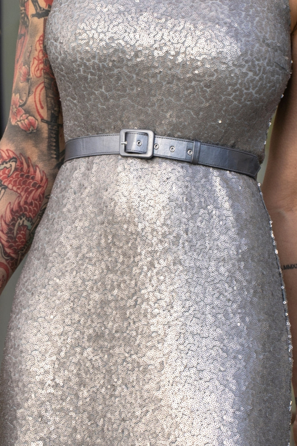 SILVER SEQUIN SLEEVELESS LONG DRESS - ESSENTIALS