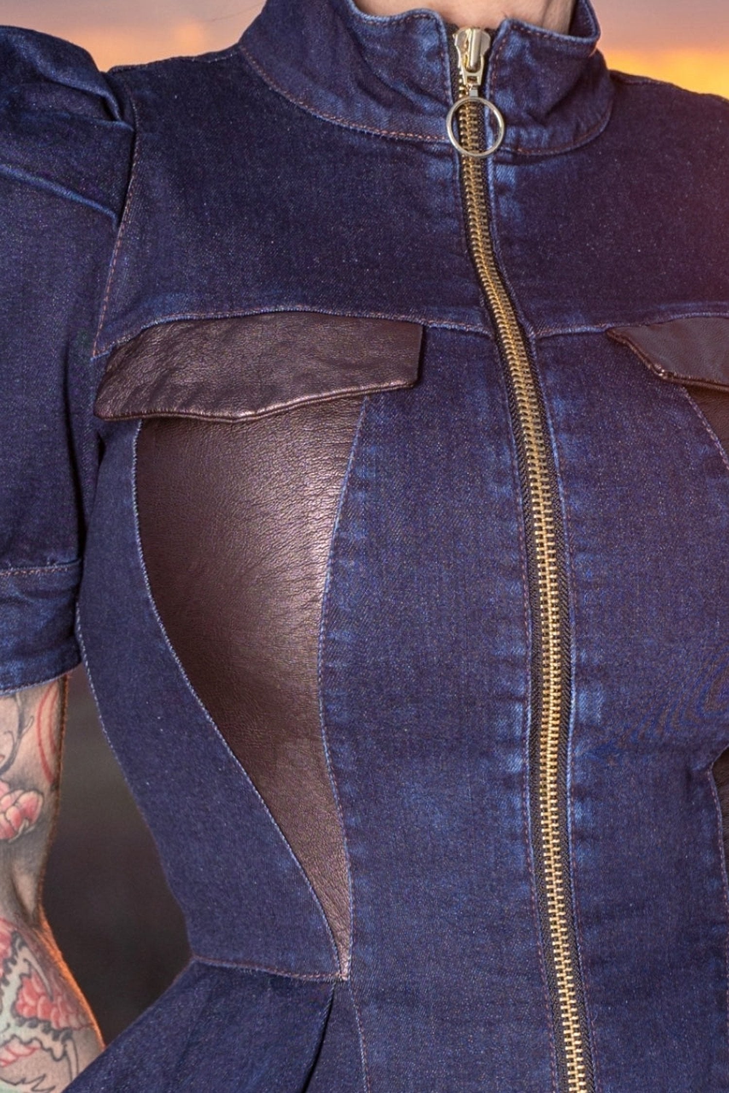 ДЕНИМЕН БЛЕЙЗЕР С БУФАН РЪКАВ - ESSENTIALS