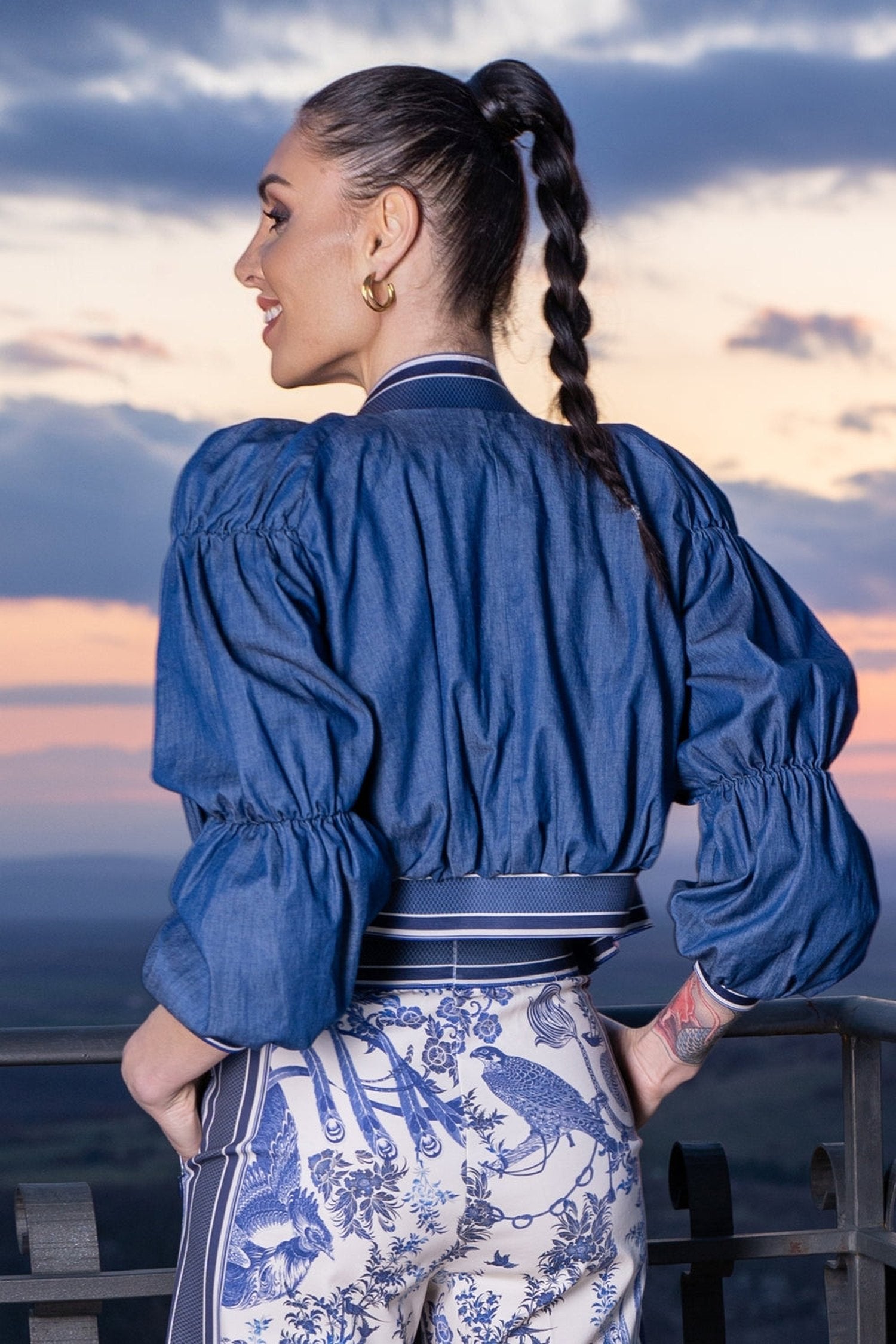 ДЕНИМНО ЯКЕ ТИП БОМБЪР - ESSENTIALS