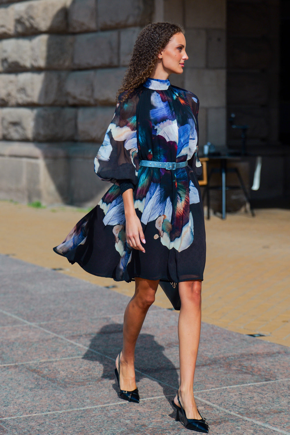 СВОБОДНА РОКЛЯ ОТ ФРЕНСКИ ШИФОН С РЕГЛАН РЪКАВ И ВРЪЗКА НА ГЪРБА - VIOLET