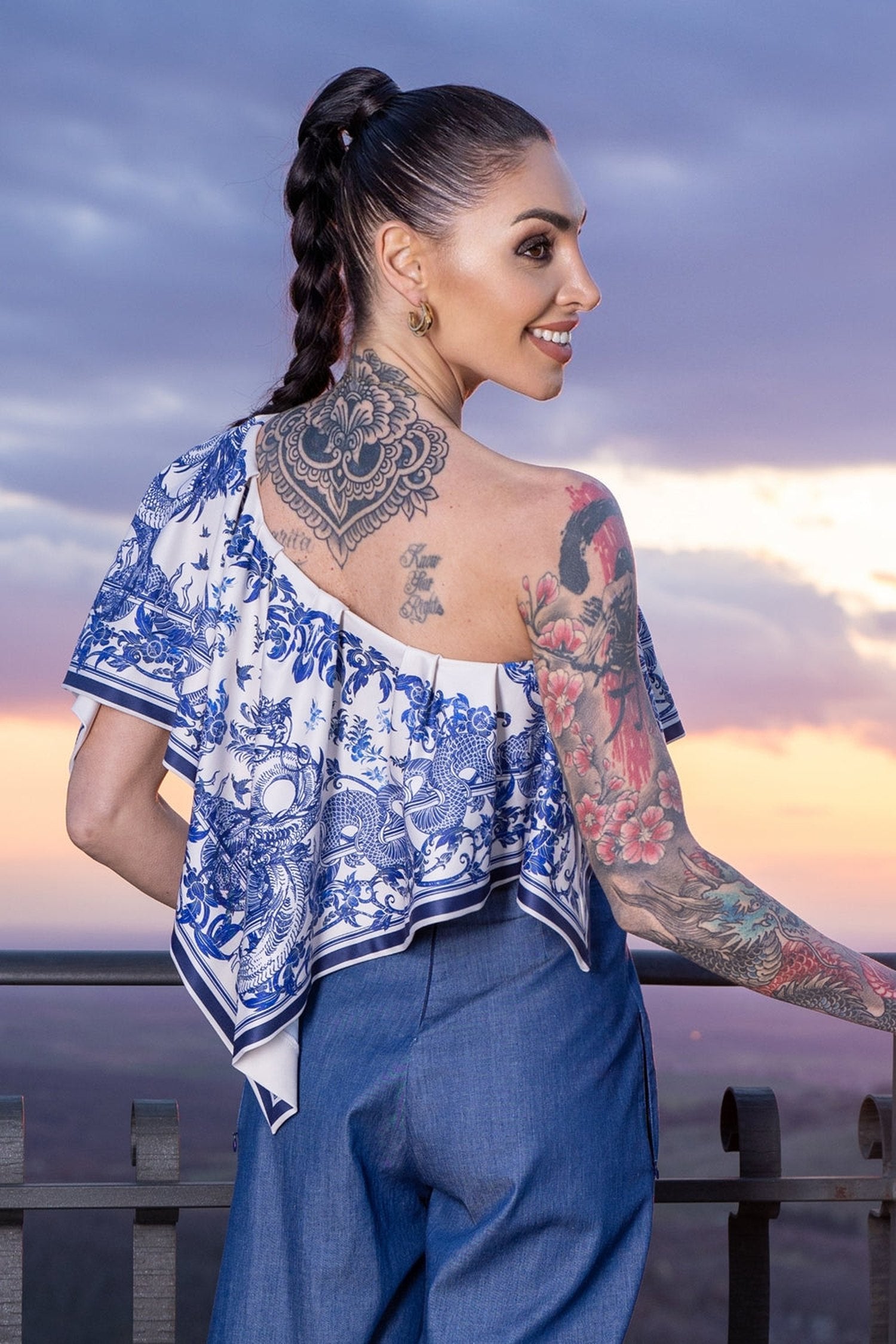 ELEGANT TOP WITH BARE SHOULDER - ASIA SKY