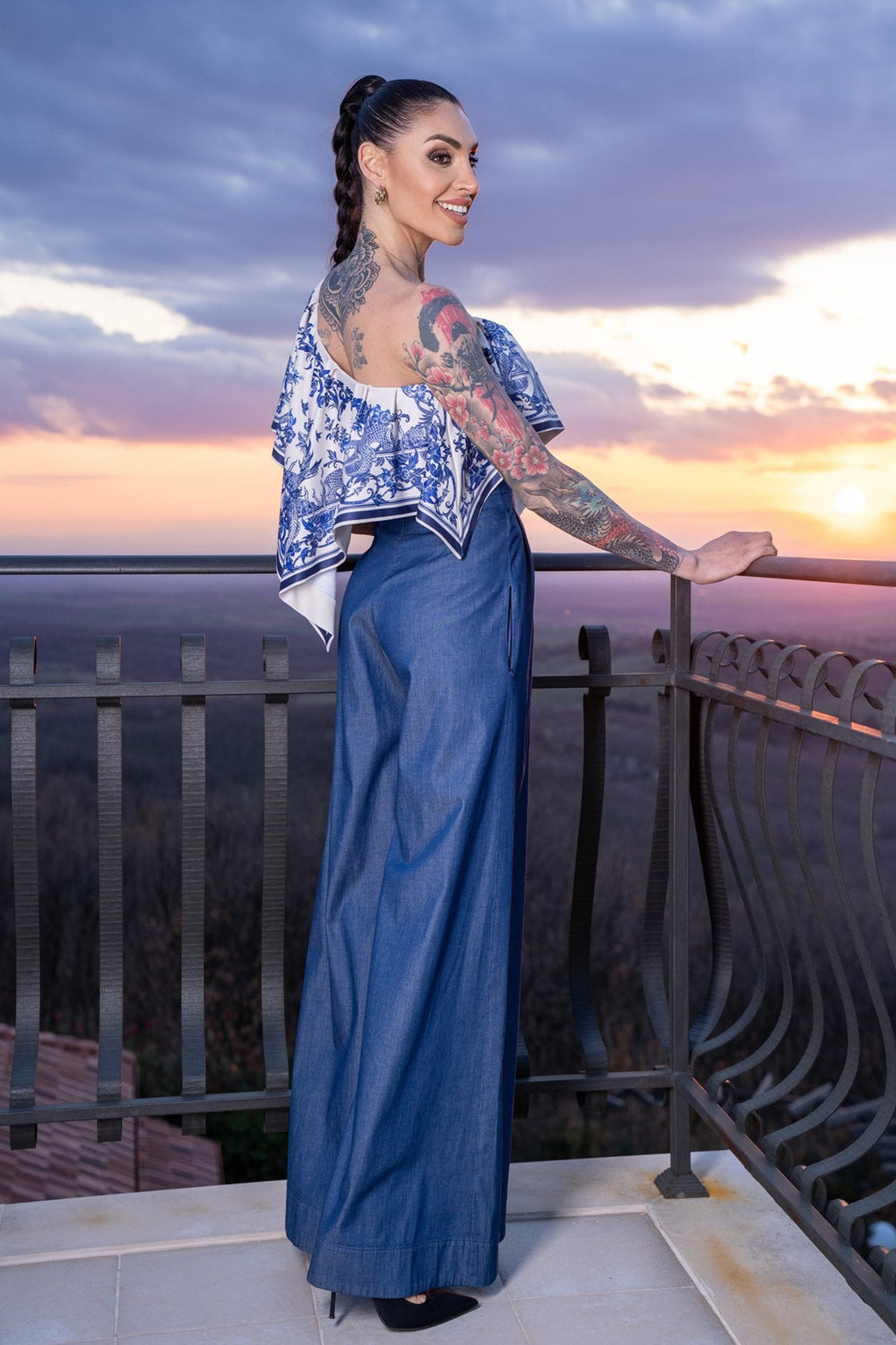 ELEGANT TOP WITH BARE SHOULDER - ASIA SKY