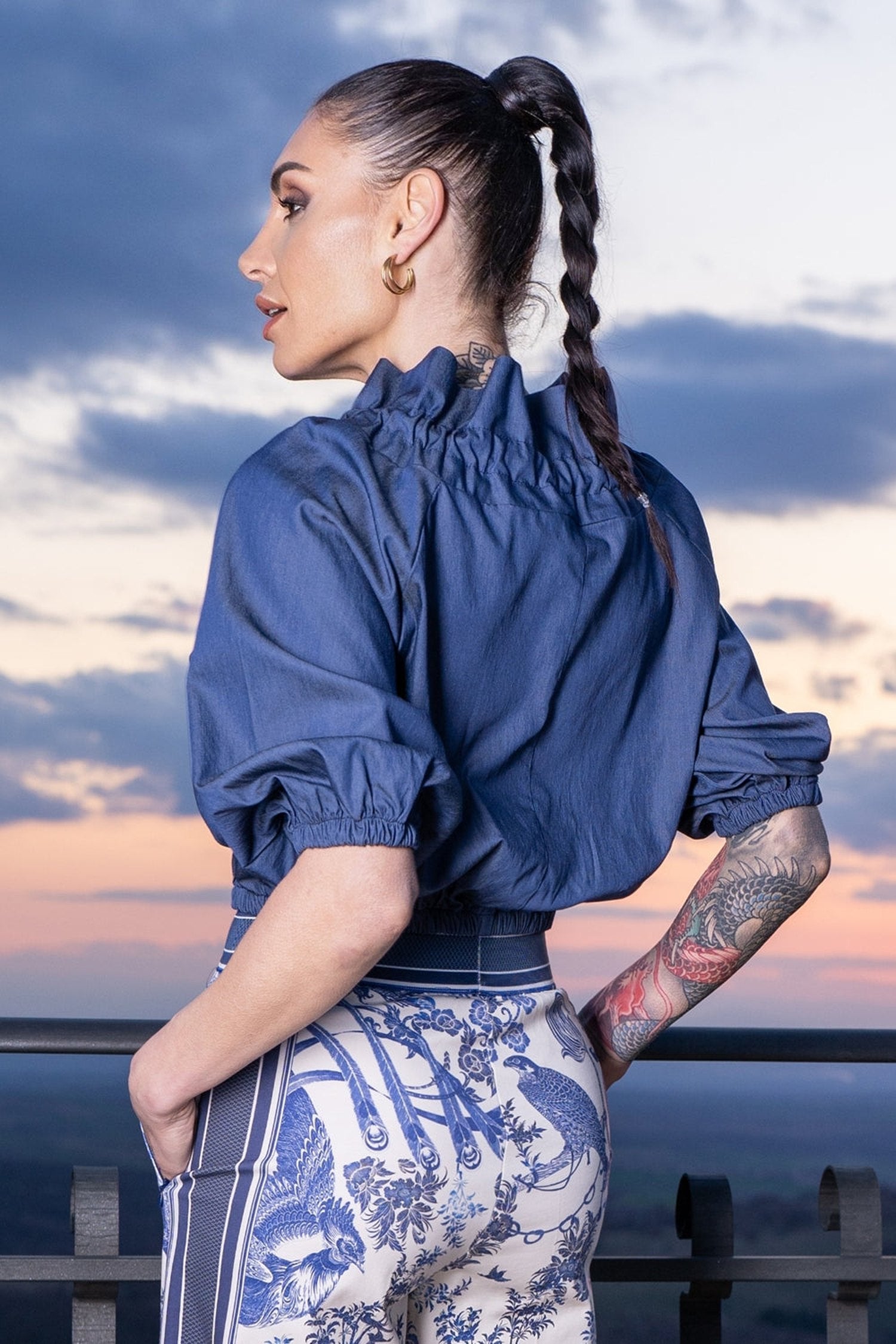 РИЗА С ЕФЕКТНА ЯКА - ASIA SKY