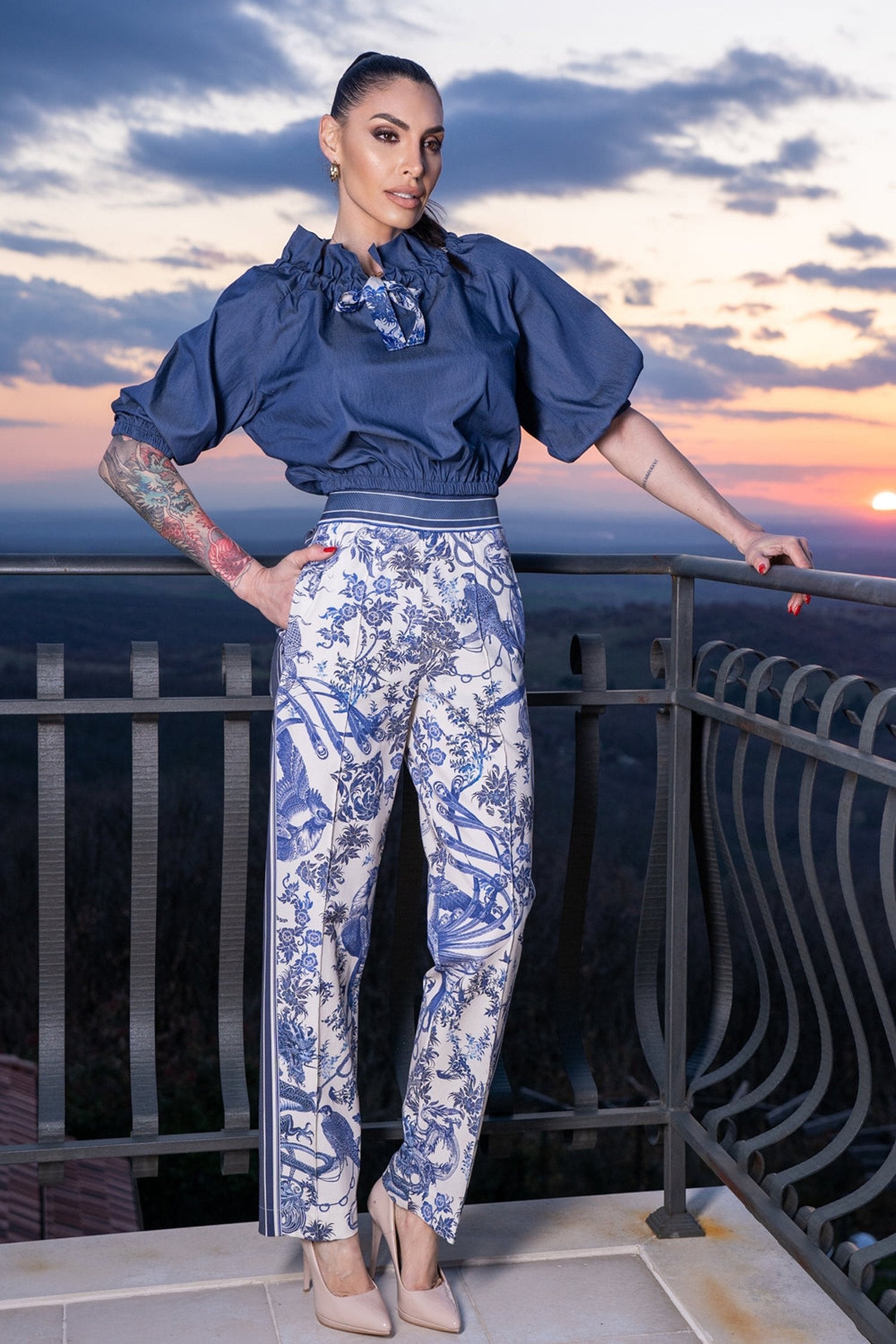 РИЗА С ЕФЕКТНА ЯКА - ASIA SKY