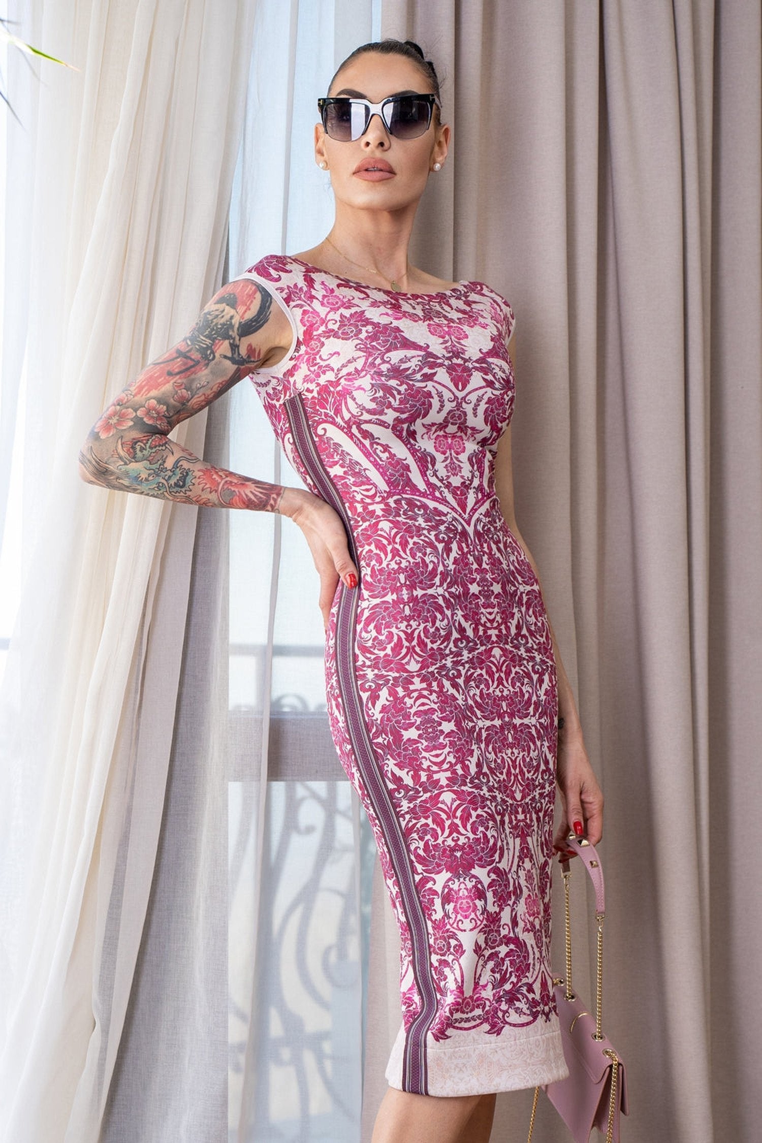 DRESS WITH DECORATIVE EDGE - ASIA BORDEAUX
