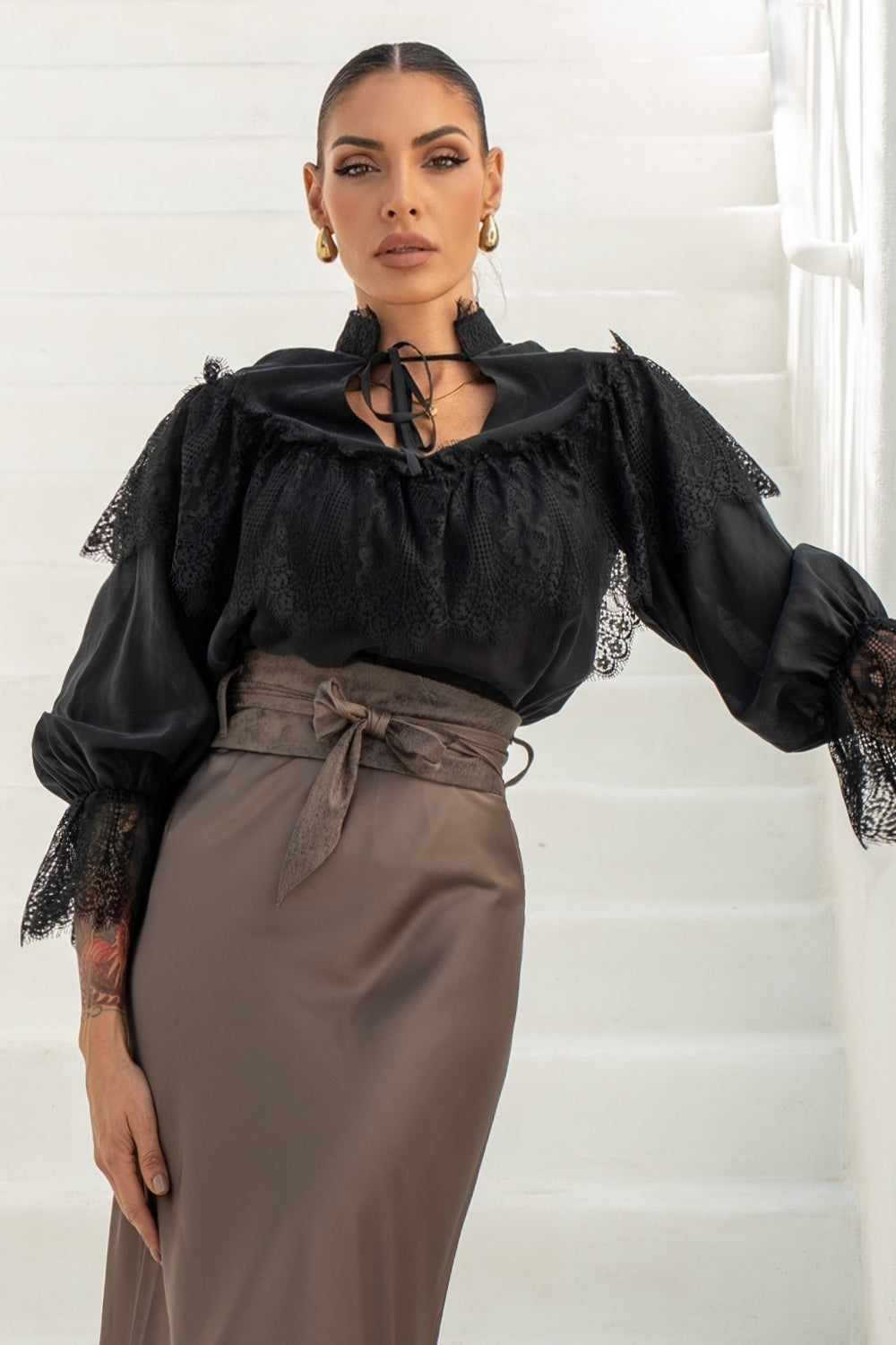 КОЛАН ОТ ВЕЛУР В ЦВЯТ МОКА - ESSENTIALS