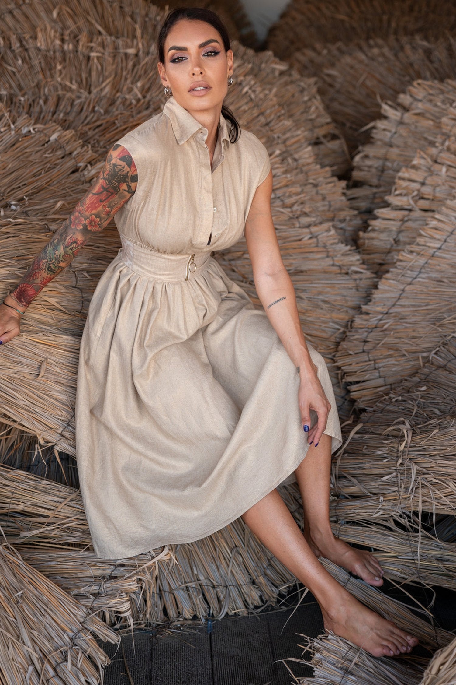 LONG LINEN DRESS WITH DETACHABLE BELT - ESSENTIALS
