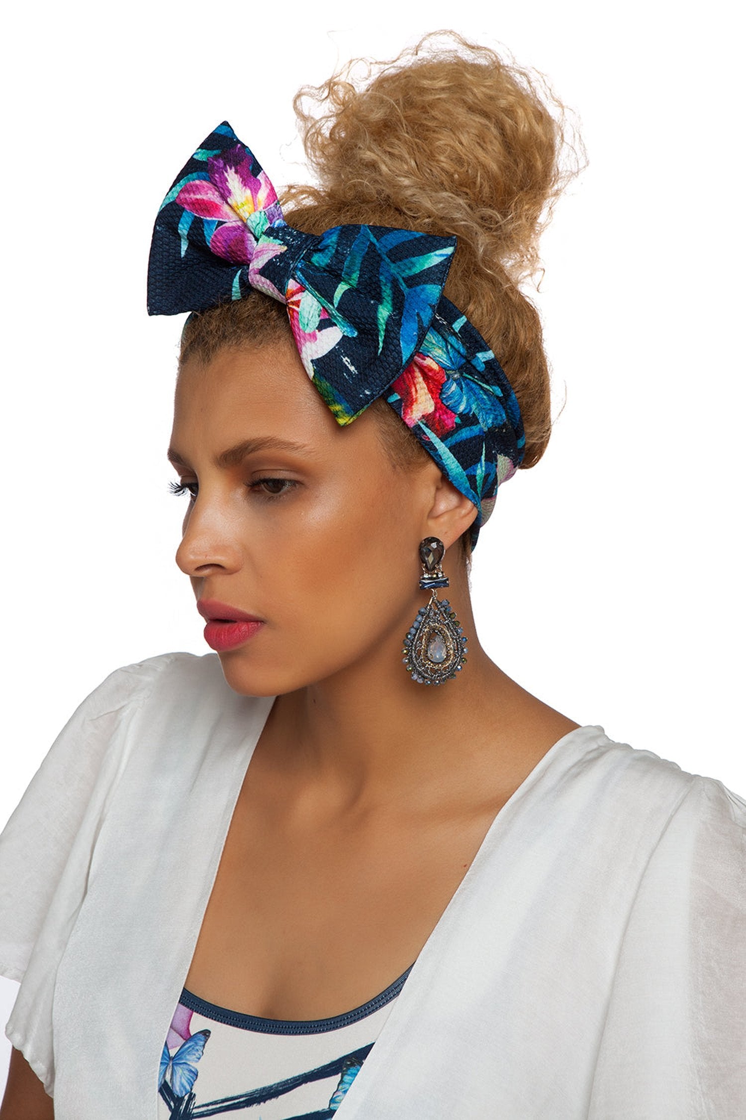BOW-EMBELLISHED ELASTIC HEADBAND