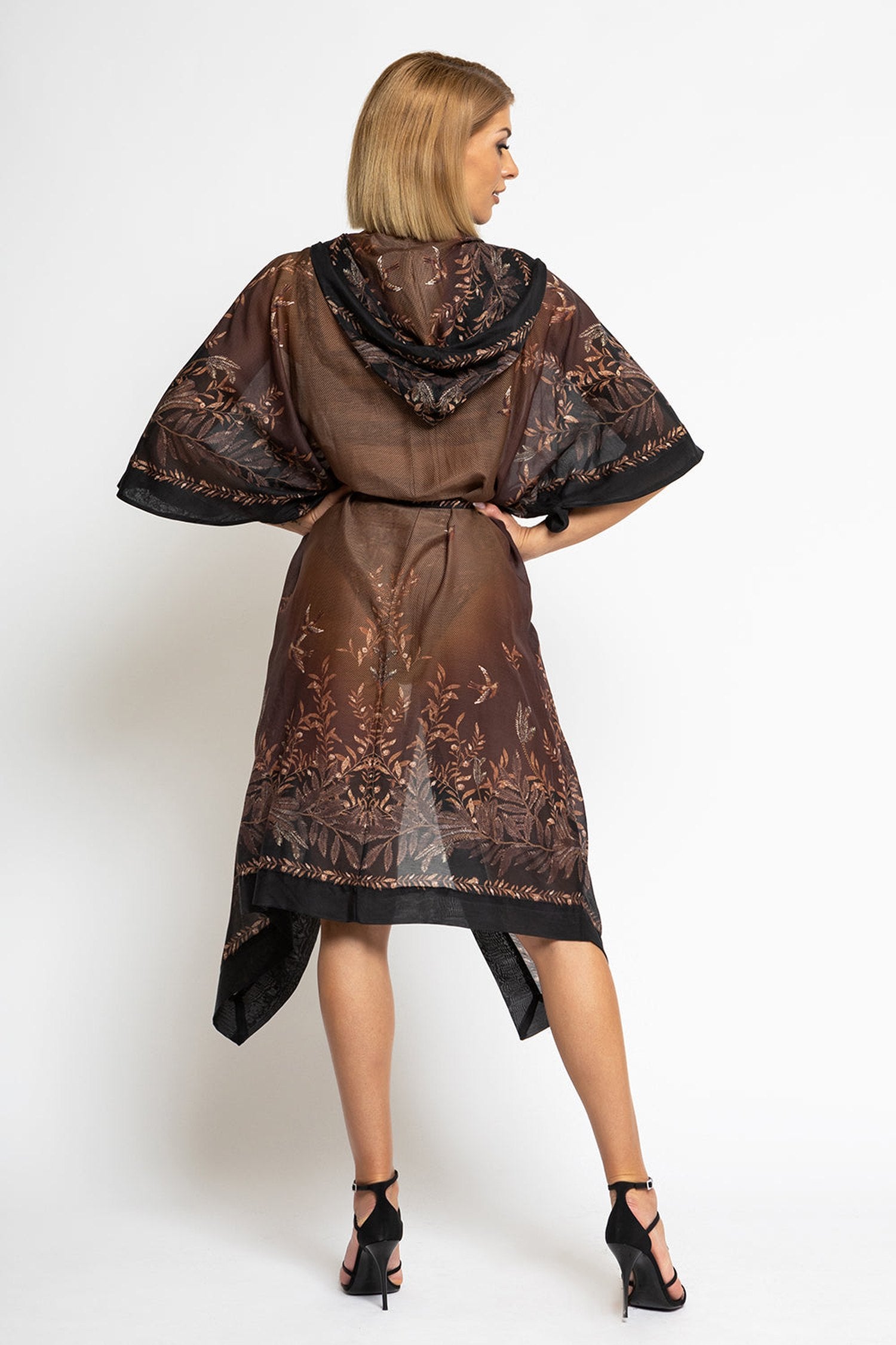 КИМОНО С КАЧУЛКА ОТ КОПРИНА И ПАМУК - SECRET GARDEN