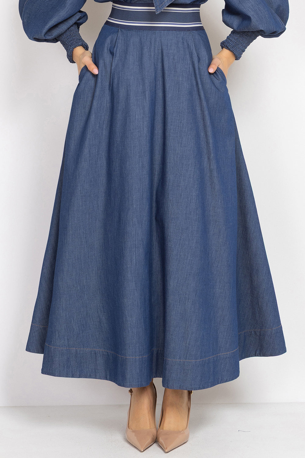 LONG DENIM SKIRT WITH ELASTIC WAIST AND SIDE POCKETS - ESSENTIALS JIORO ДЪЛГА ПОЛА ОТ ДЕНИМ С ЛАСТИК И СТРАНИЧНИ ДЖОБОВЕ - ESSENTIALS JIORO
