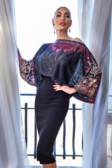 BLOUSE WITH BAT SLEEVE - BLACK TIGER