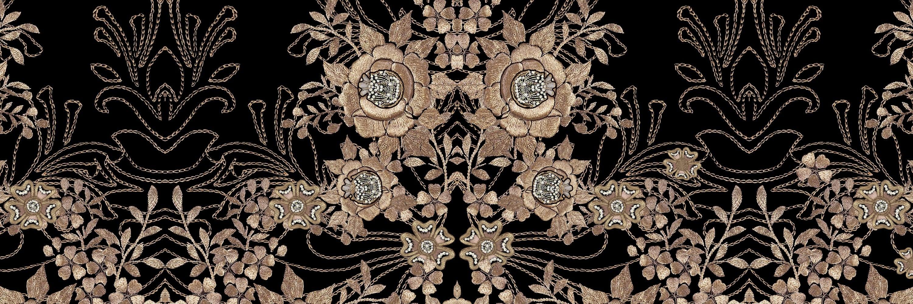 GOLDEN ROSES