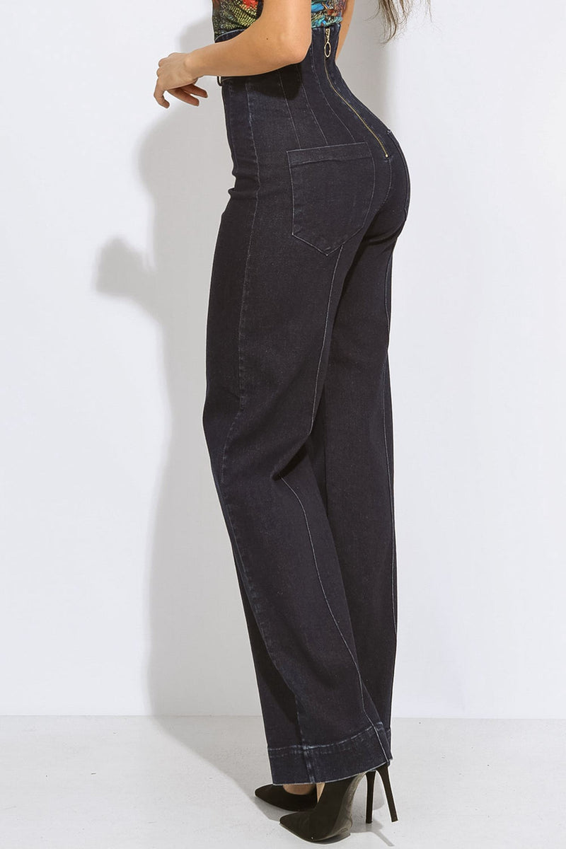 ДЕНИМЕН ПАНТАЛОН С ШИРОКИ КРАЧОЛИ И ВИСОКА ТАЛИЯ - ESSENTIALS