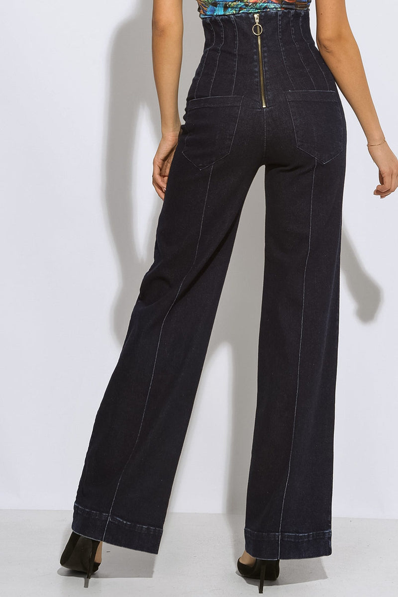 ДЕНИМЕН ПАНТАЛОН С ШИРОКИ КРАЧОЛИ И ВИСОКА ТАЛИЯ - ESSENTIALS