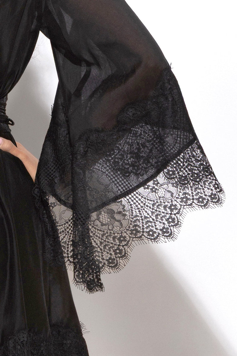 КЪСА РОКЛЯ ОТ ЛИОЦЕЛ С ШИРОК РЪКАВ И ДАНТЕЛА В НЧЕРНО - ESSENTIALS