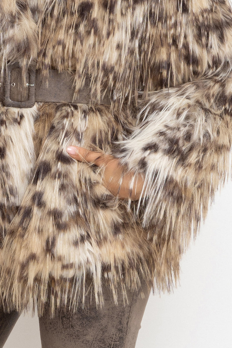 OVERSIZED FAUX FUR COAT WITH LARGE SHAWL COLLAR IN SERVAL PRINT AND BELT - ESSENTIALS JIORO ОВЪРСАЙЗ ПАЛТО ОТ ИЗКУСТВЕН КОСЪМ С ШАРКА СЕРВАЛ С ГОЛЯМА ШАЛ-ЯКА И КОЛАН - ESSENTIALS JIORO