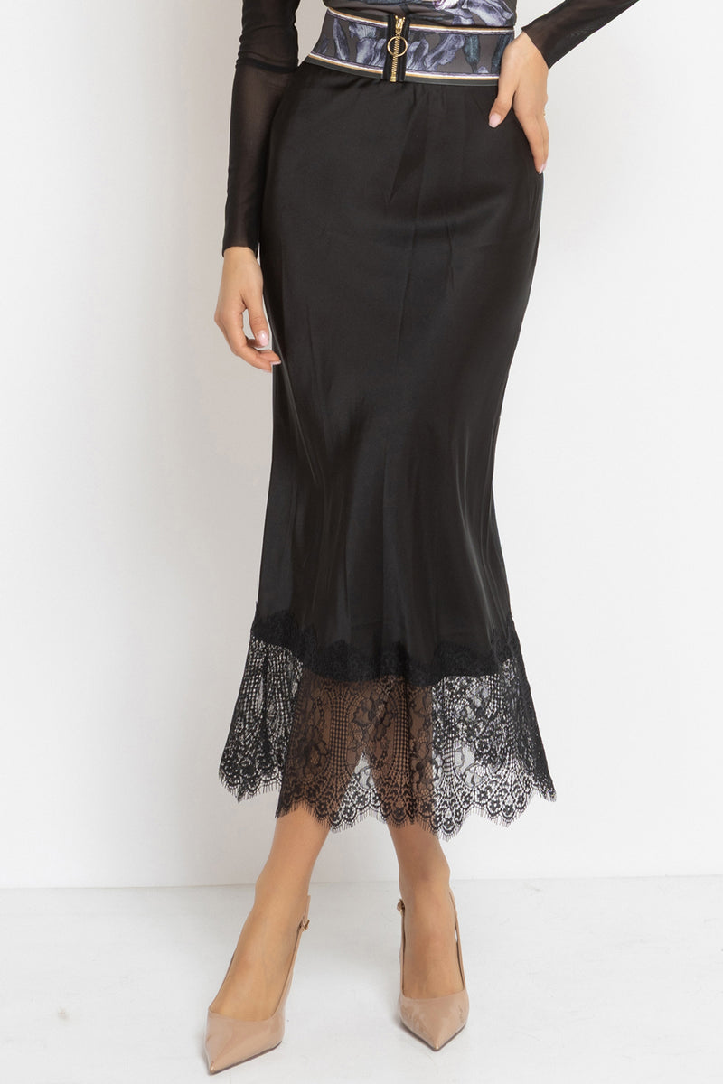 FLARED SKIRT WITH LACE TRIM IN BLACK - ESSENTIALS