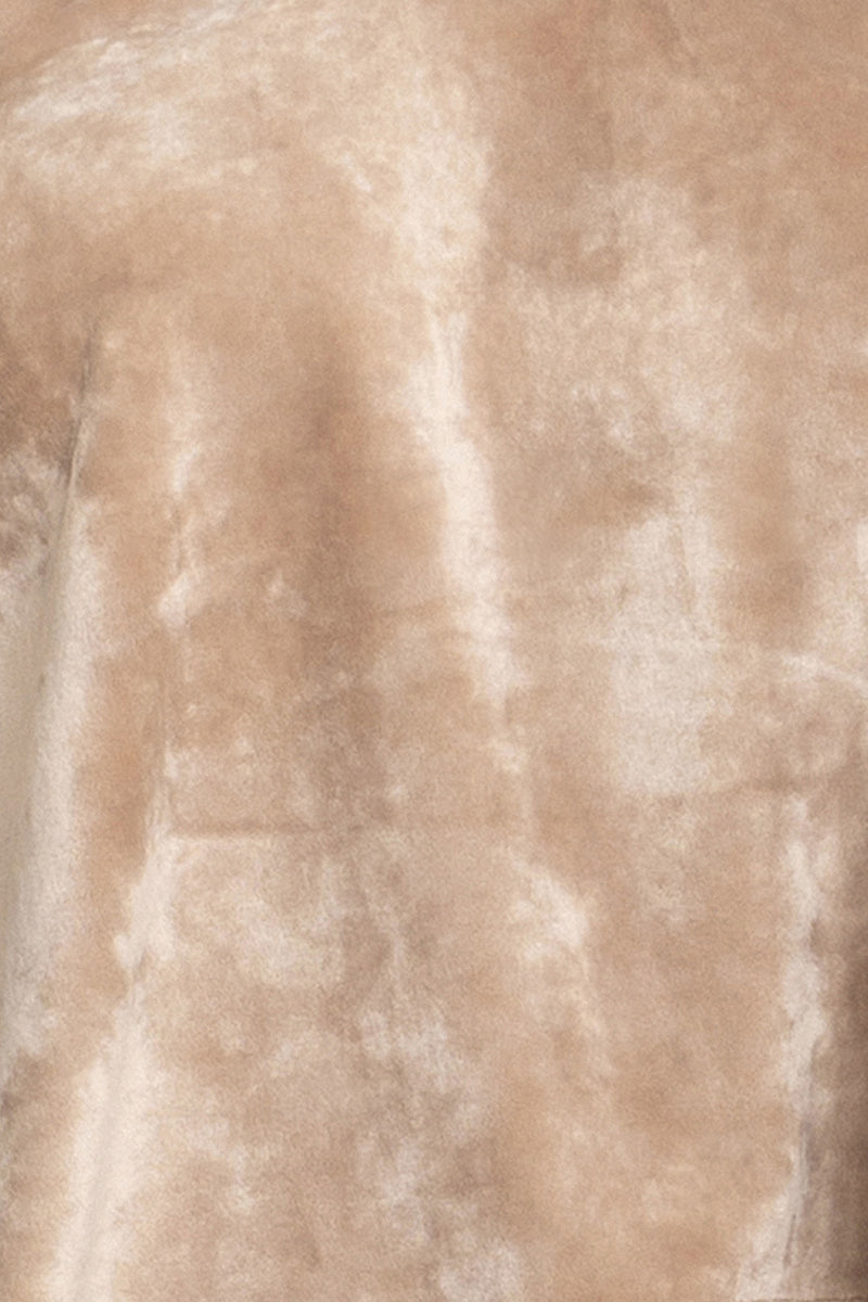 LOOSE SQUARE-CUT VELVET BLOUSE IN BEIGE - ESSENTIALS JIORO СВОБОДНА БЛУЗА ОТ КАДИФЕ В БЕЖОВО - ESSENTIALS JIORO