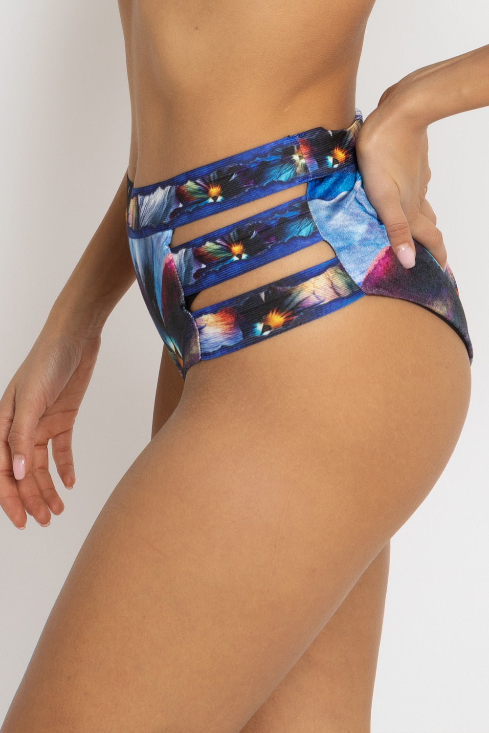 VELVET BIKINI-STYLE BOTTOM - VIOLET JIORO ДОЛНИЩЕ НА БАНСКИ ОТ КАДИФЕ ТИП БИКИНИ - VIOLET JIORO