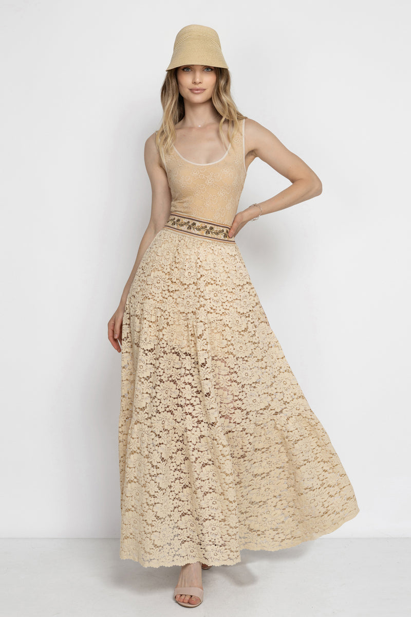 BEIGE BOHO LACE SKIRT WITH SHORT LINING - ESSENTIALS JIORO ДАНТЕЛЕНА БОХО ПОЛА В БЕЖОВО С КЪСА ПОДПЛАТА - ESSENTIALS JIORO